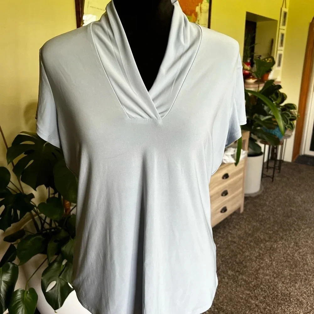 Design Collective top